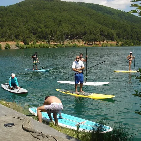 Efharis Filoxenon Feneós