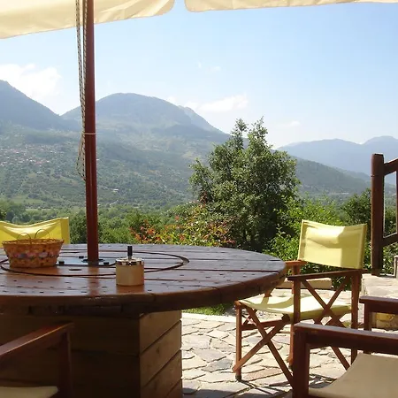 Efharis Filoxenon Apartment *