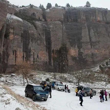 Efharis Filoxenon * Feneós