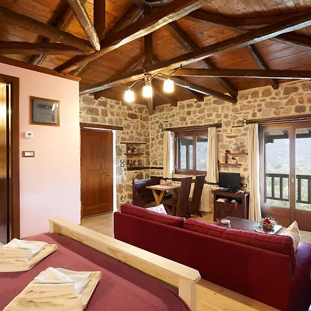 Efharis Filoxenon Feneos