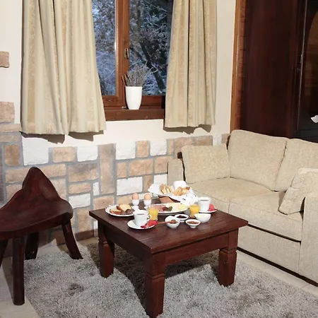 Efharis Filoxenon * Feneos