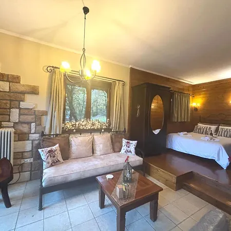 Efharis Filoxenon Appartement *