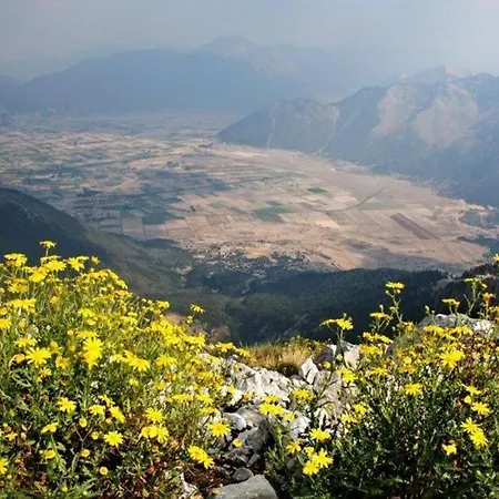 Apartment Efharis Filoxenon *