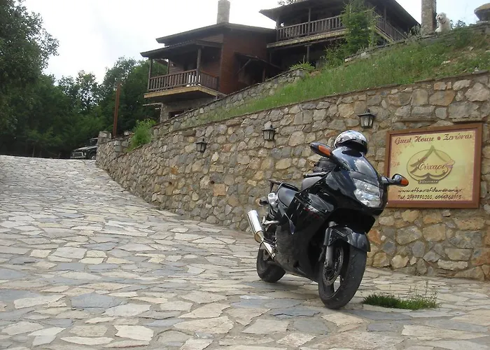 Efharis Filoxenon Feneósz