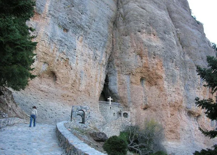 Efharis Filoxenon Apartman Feneósz