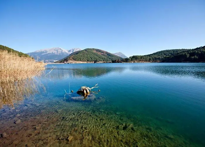 Efharis Filoxenon Apartman Feneósz