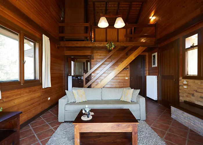 Efharis Filoxenon * Feneósz