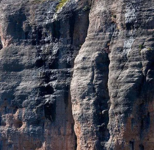 Efharis Filoxenon Apartman *